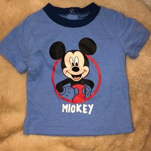 Short sleeve tee shirt